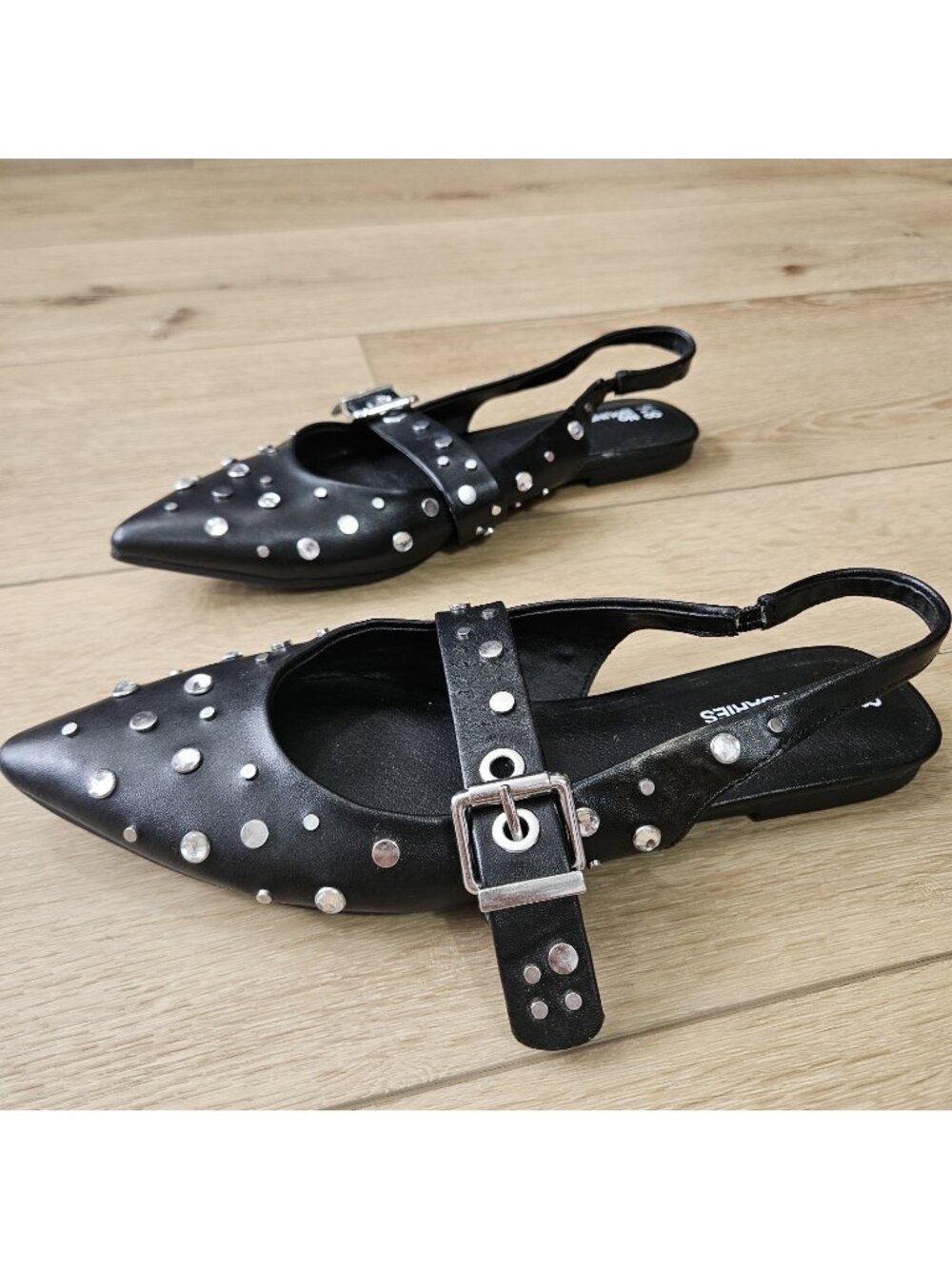 Black Studded Sparkle Pointed Sling Back Flats Shoes No Boundaries Sz 8.5 Buckle